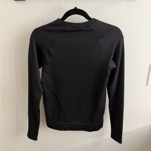 Rest Less Ribbed Pullover - Picture 2 of 3